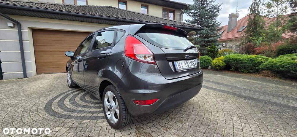 Ford Fiesta 1.25 Trend - 9