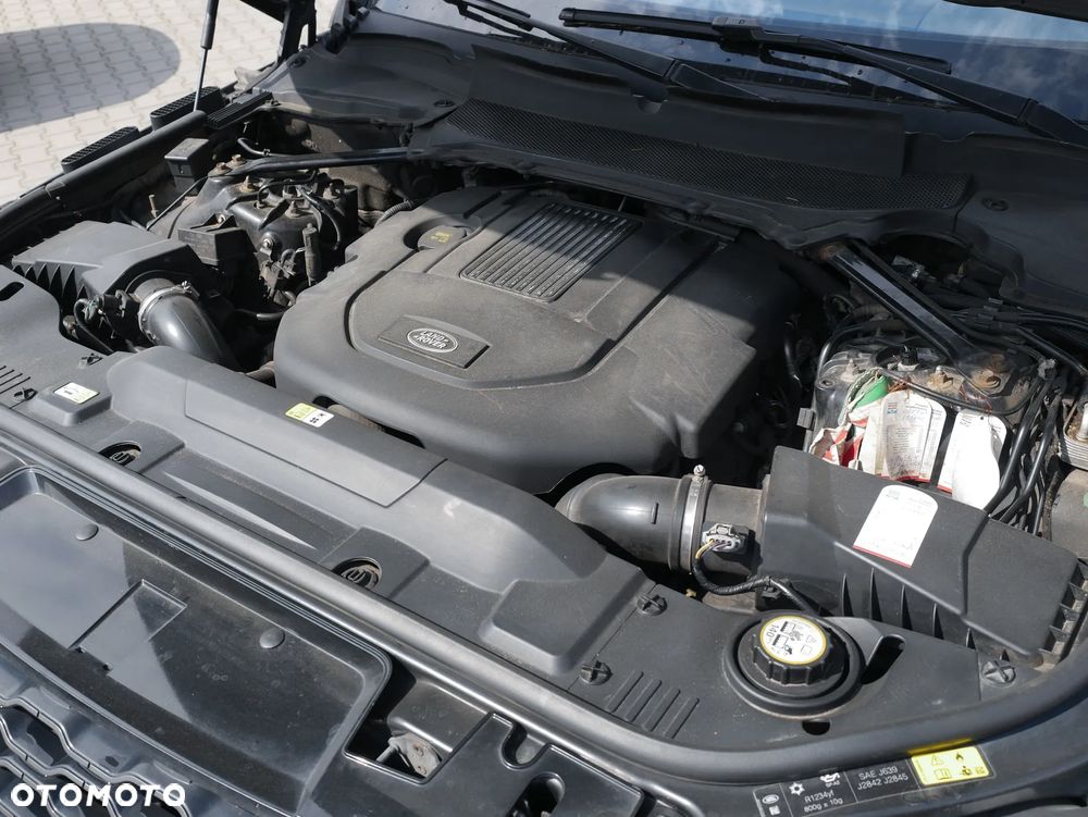 Land Rover Range Rover Sport S 3.0 SD V6 HSE Dynamic - 23