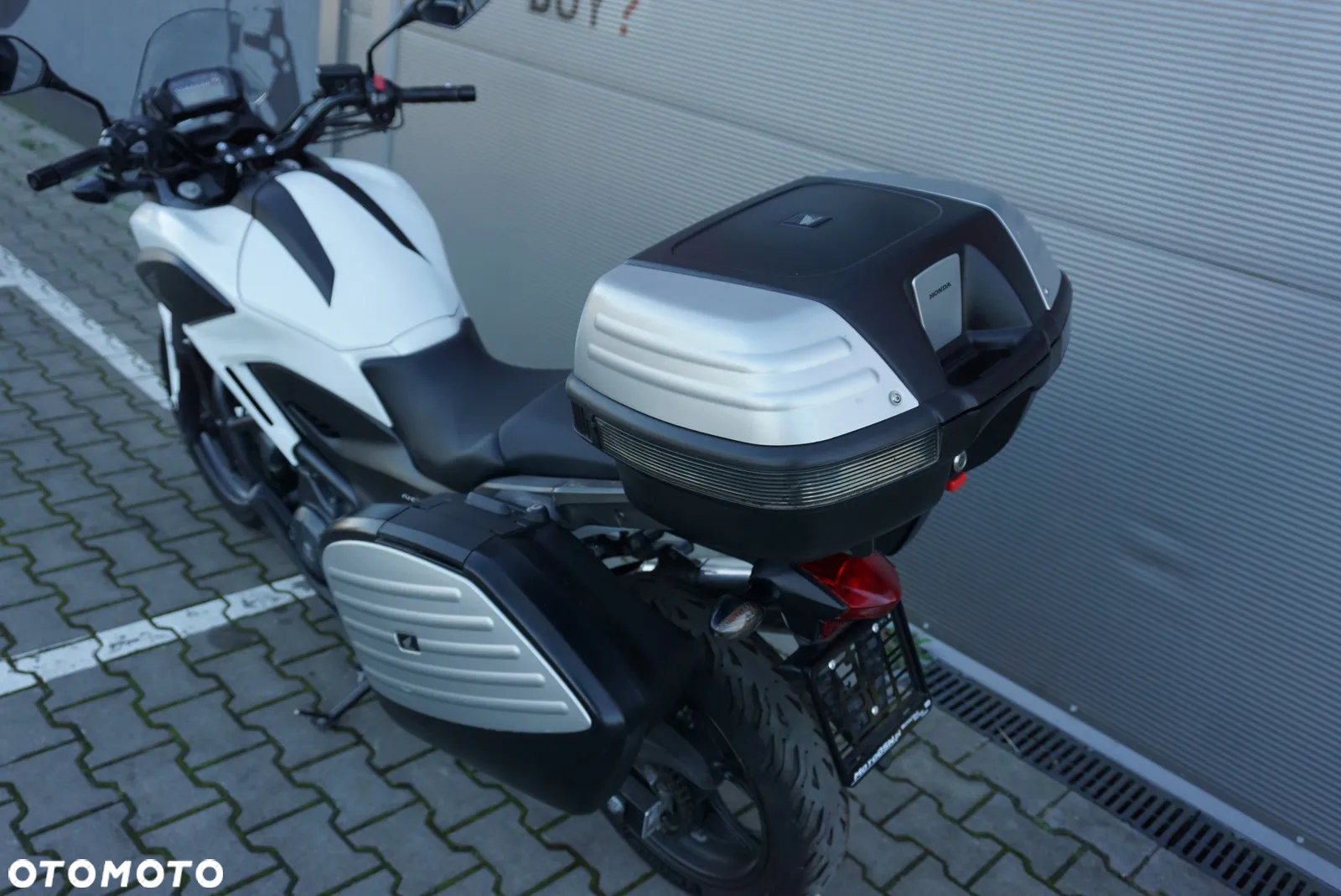 Honda NC - 16