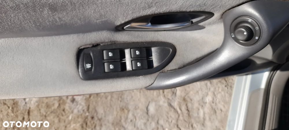 SILNIK RENAULT LAGUNA TRAFIC SCENIC 1.9 DCI - 14