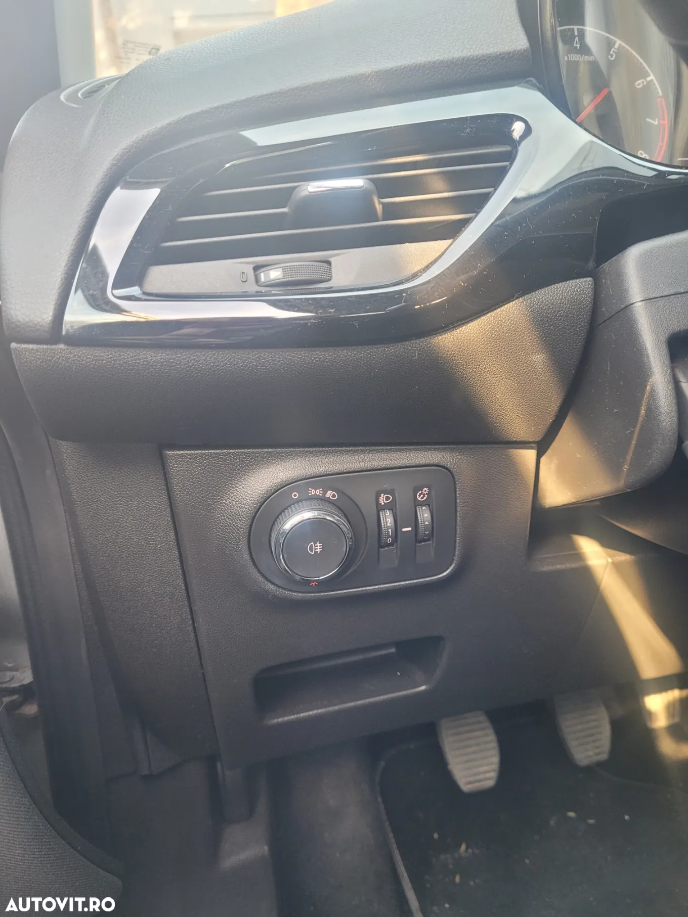 Opel Corsa 1.4 ECOTEC Enjoy - 14