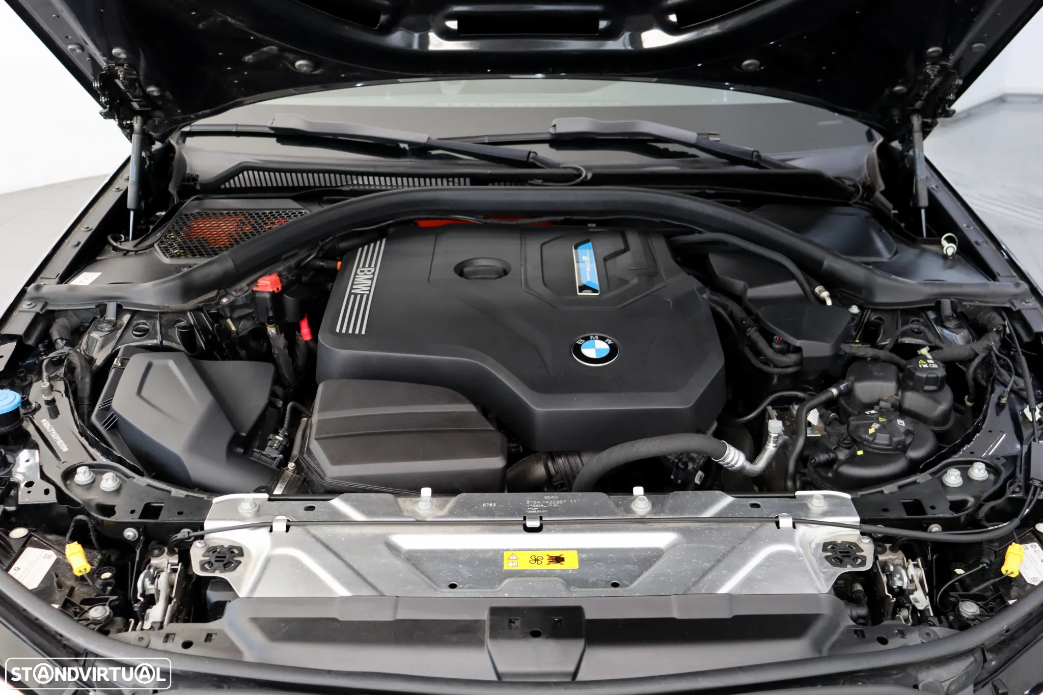 BMW 320 e Touring Auto - 36