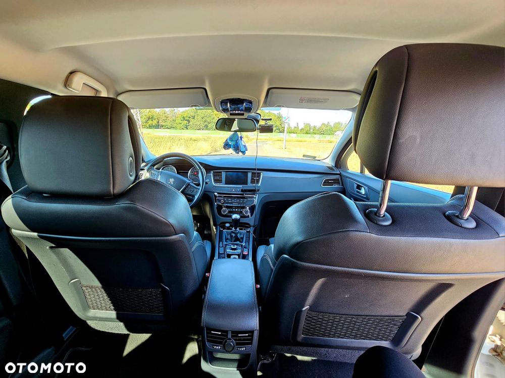 Peugeot 508 HDi FAP 140 Allure - 11