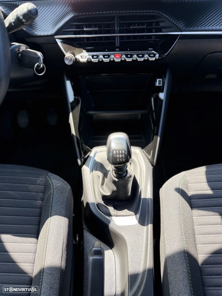Peugeot 2008 1.2 PureTech Active - 11