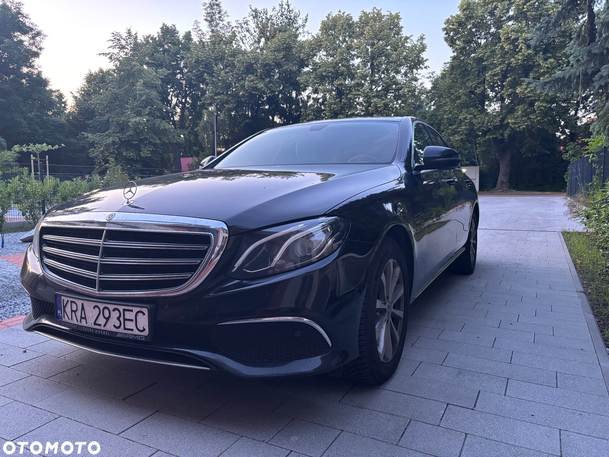 Mercedes-Benz Klasa E 200 d 9G-TRONIC - 2