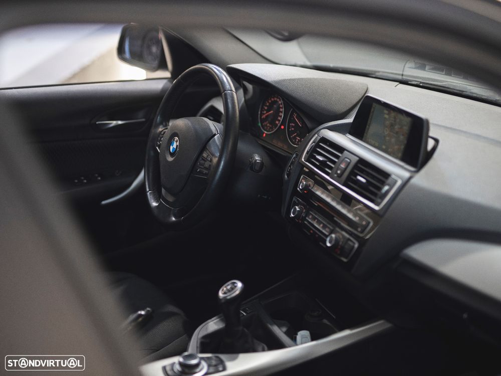 BMW 116 d EfficientDynamics Edition - 16