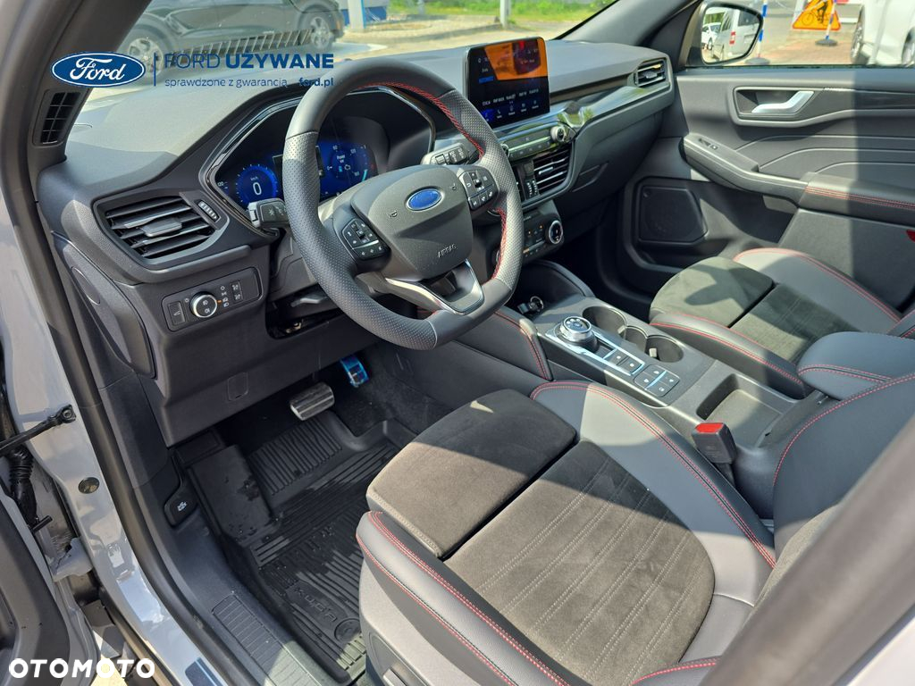 Ford Kuga - 17