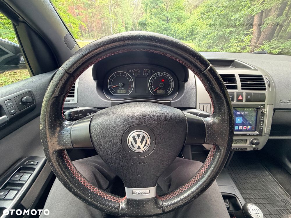 Volkswagen Polo 1.8T GTI - 16