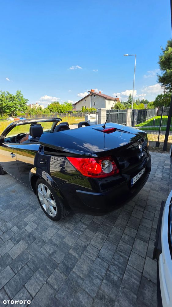 Renault Megane 1.6 16V Authentique - 10