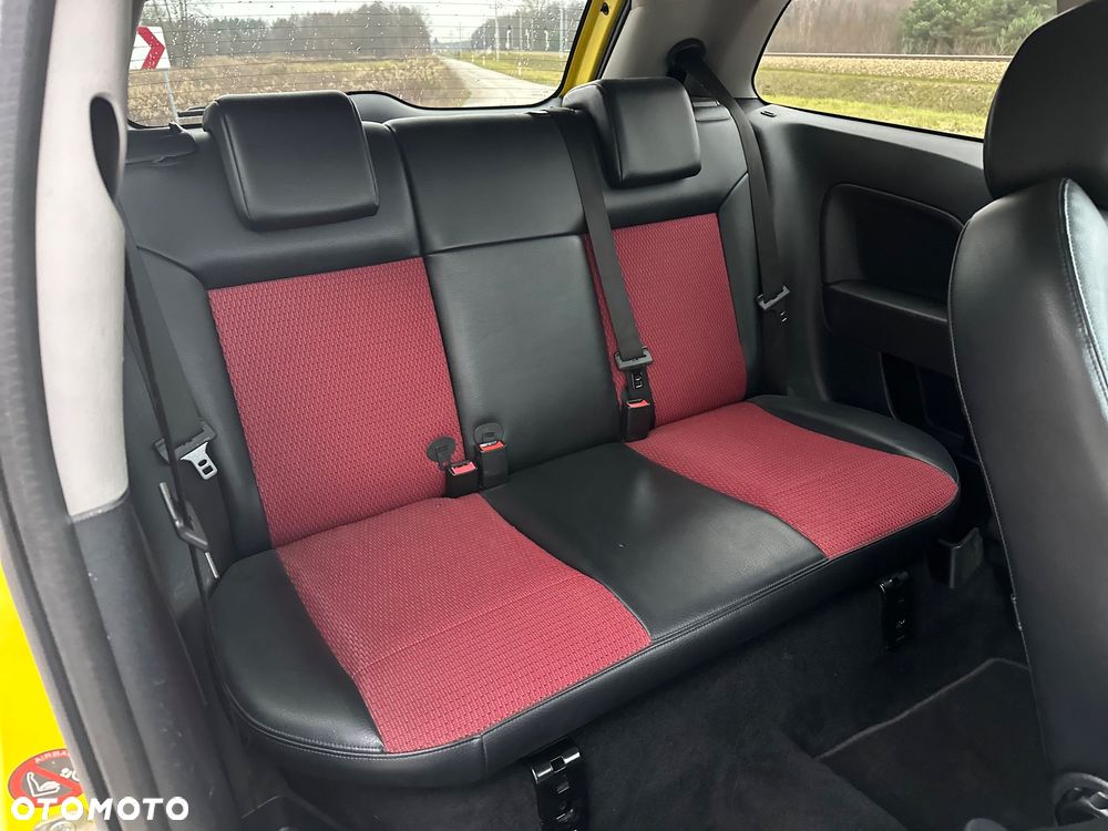 Ford Fiesta - 15