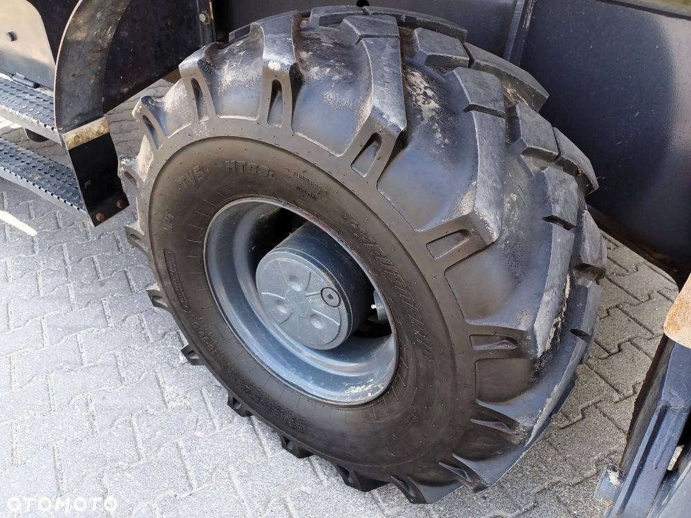 Case WX148 - 8