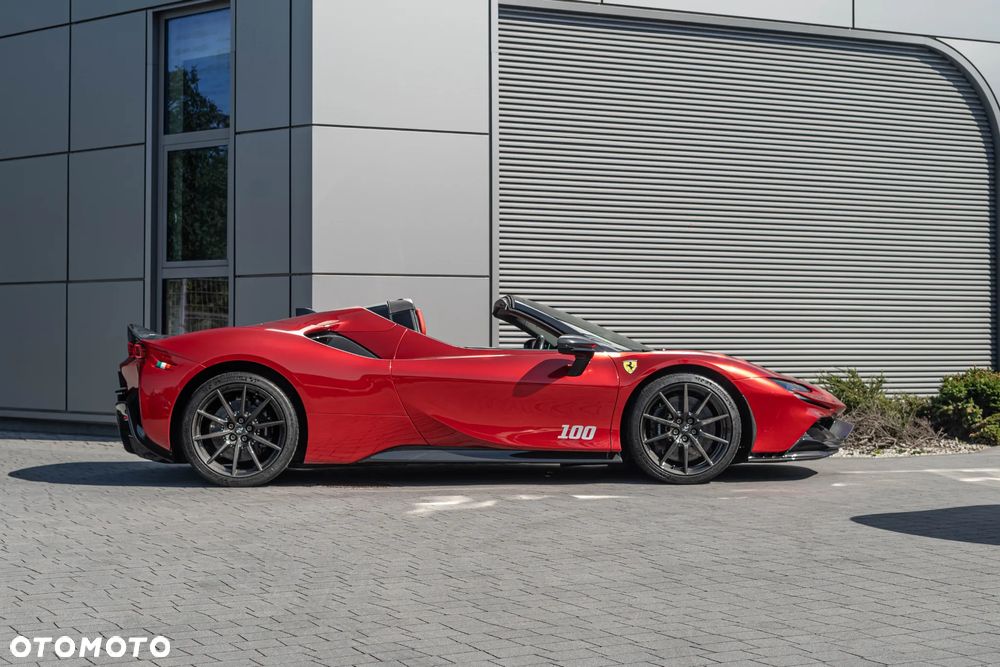 Ferrari SF90 Spider - 3