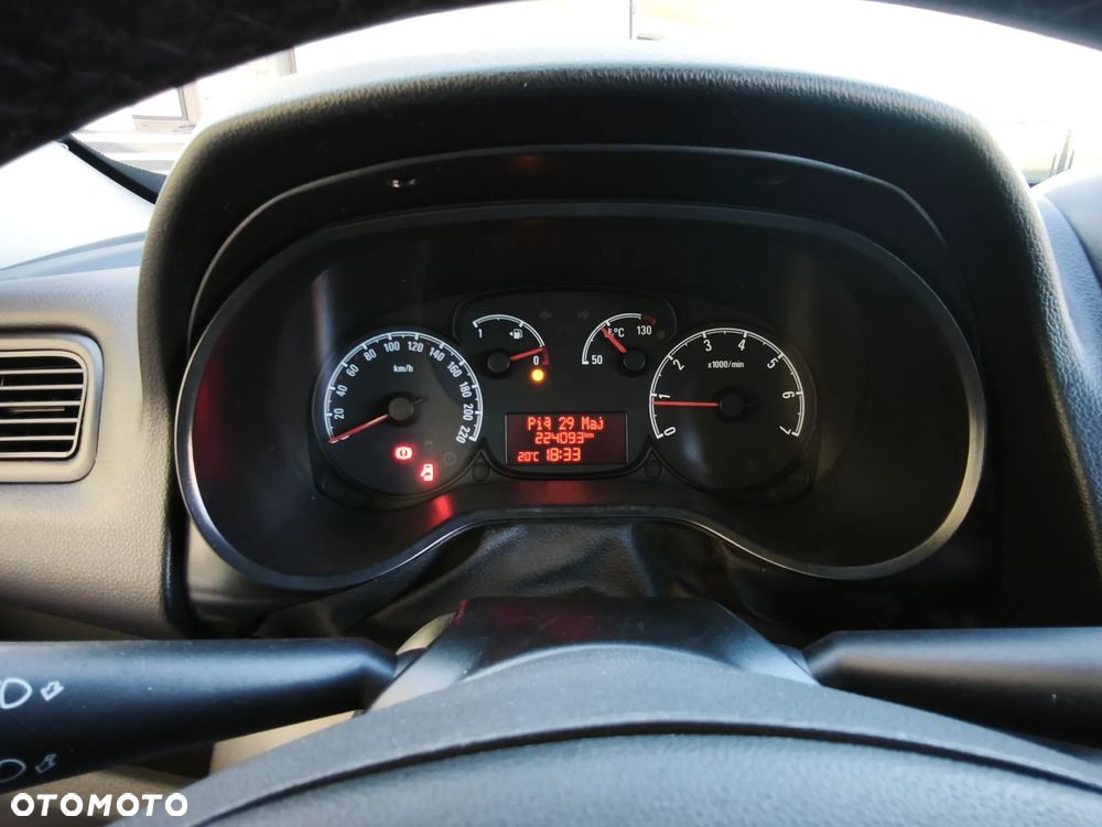 Opel Combo 1.6 CDTI Enjoy - 19