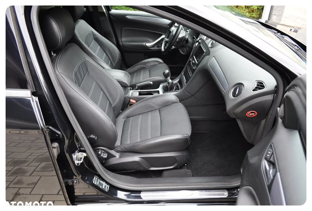 Ford Mondeo 2.0 TDCi Titanium X - 26