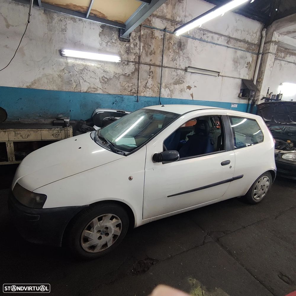 Fiat Punto - 2
