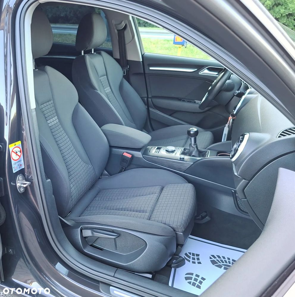 Audi A3 Sportback 1.4 TFSI Attraction - 23
