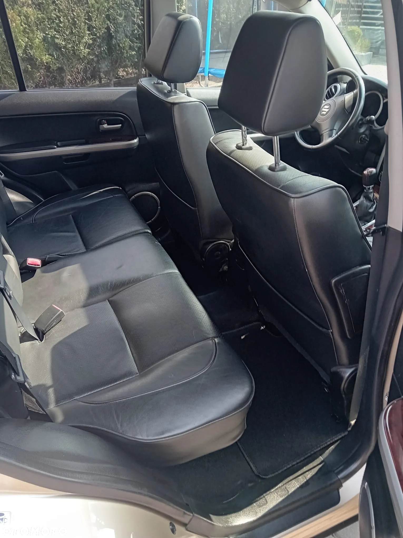 Suzuki Grand Vitara 2.0 - 8