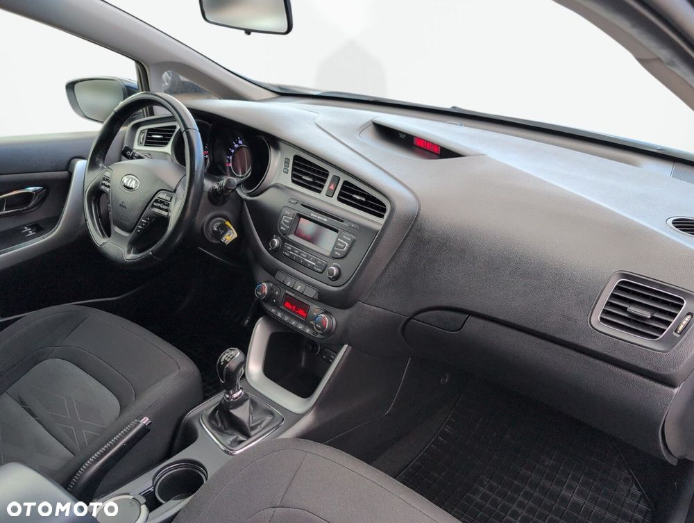 Kia Ceed 1.6 GDI M - 15