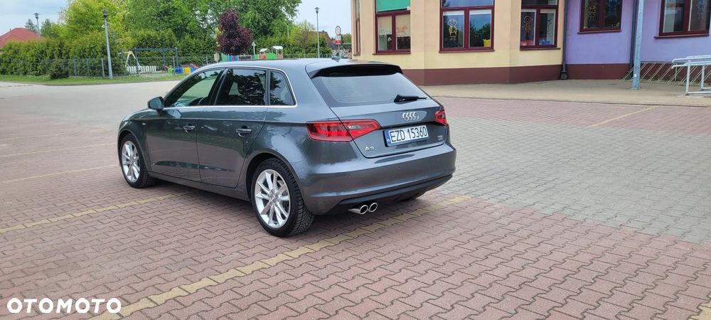 Audi A3 Sportback 2.0 TDI (clean diesel) quattro Ambition - 2