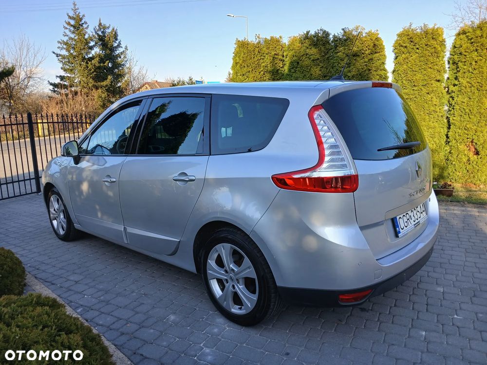Renault Scenic - 15