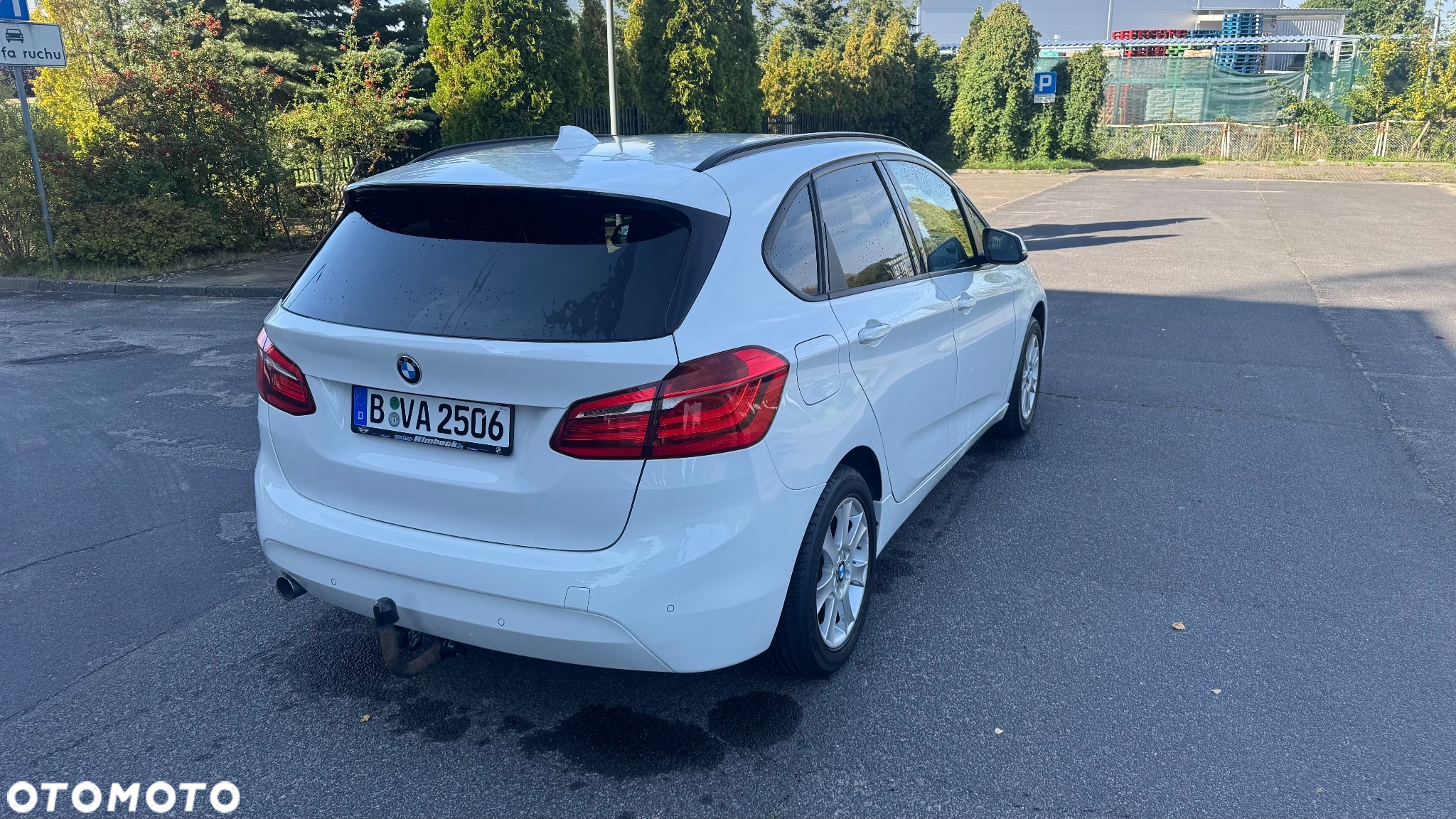 BMW Seria 2 218d - 13