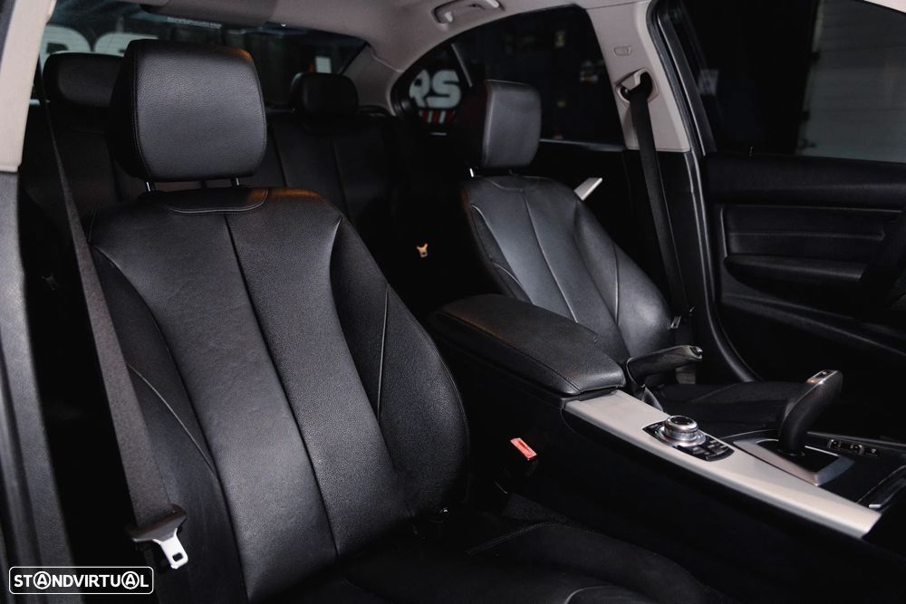 BMW 320 d Auto Pack M - 8