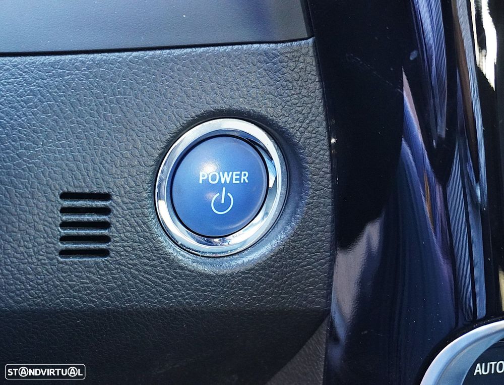 Toyota Auris 1.8 HSD Comfort +P.Techno+P.Sport - 28