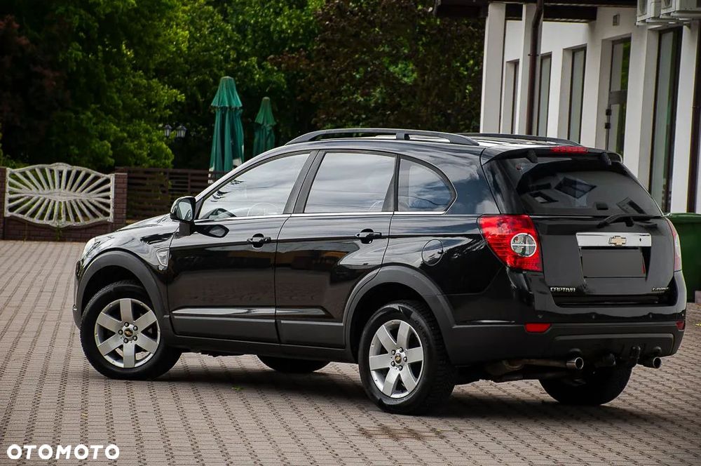 Chevrolet Captiva 2.4 2WD 7 Sitzer LS - 14