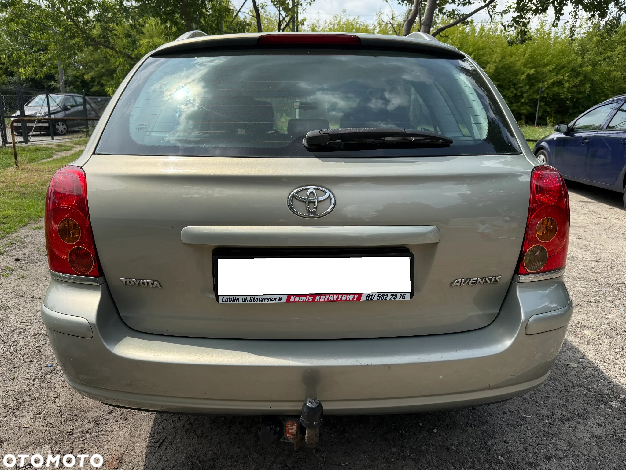 Toyota Avensis - 11