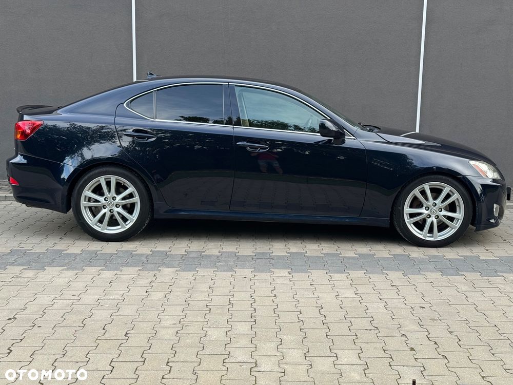 Lexus IS 250 Sport - 10