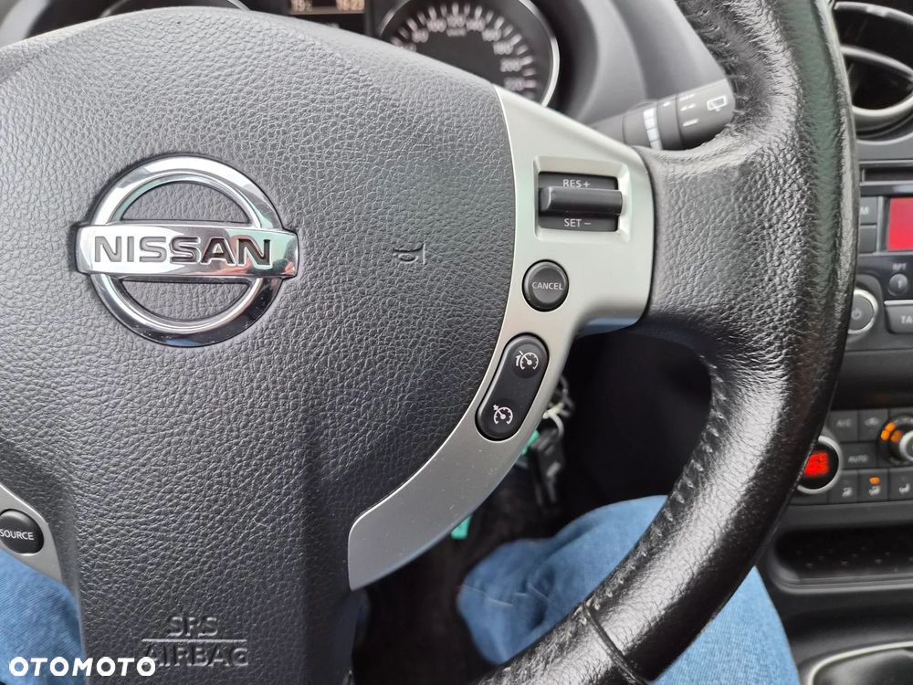 Nissan Qashqai+2 2.0 visia - 16