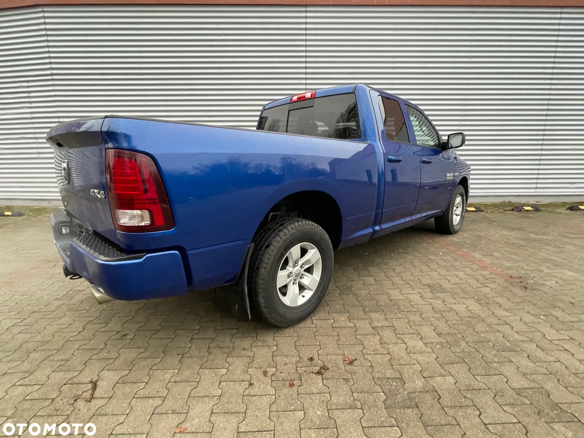 Dodge RAM 1500 5.7 4x4 - 10
