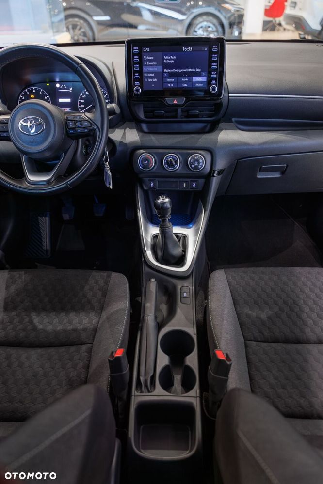 Toyota Yaris - 37