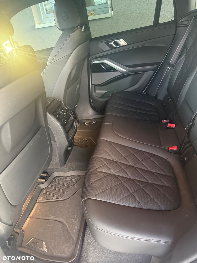 BMW X6 - 12