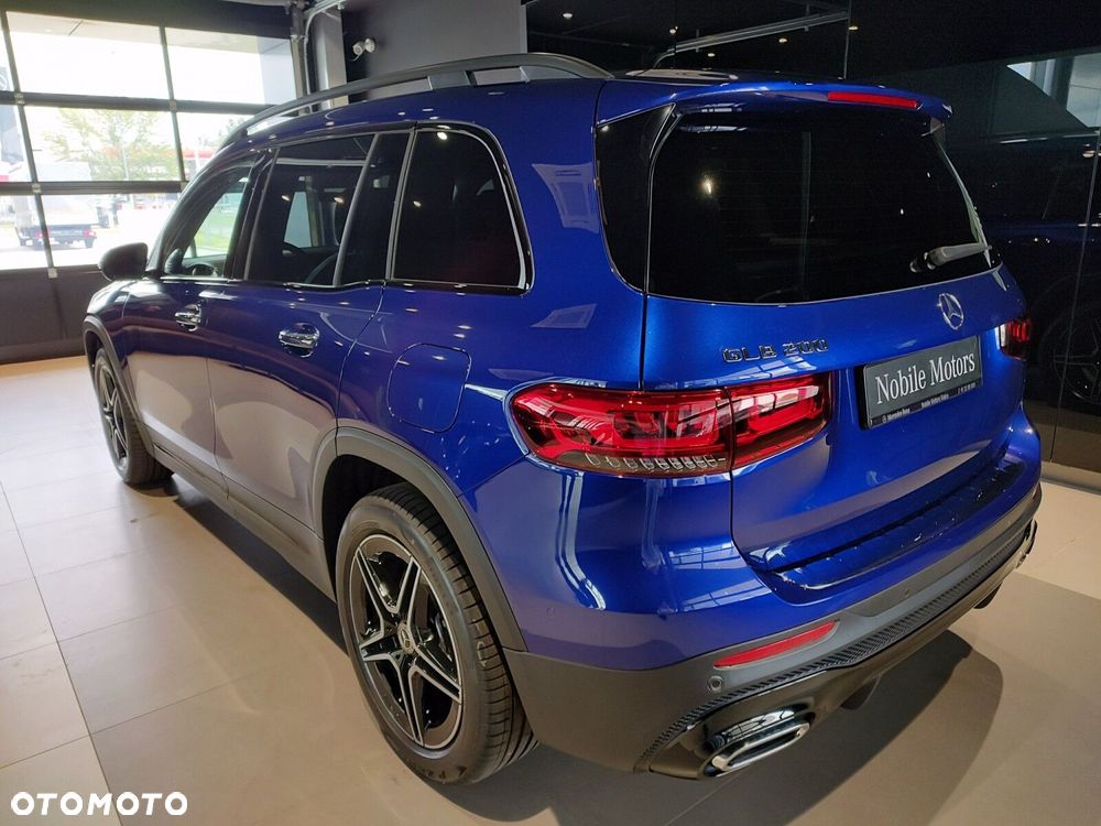 Mercedes-Benz GLB 200 AMG Line 7G-DCT - 3