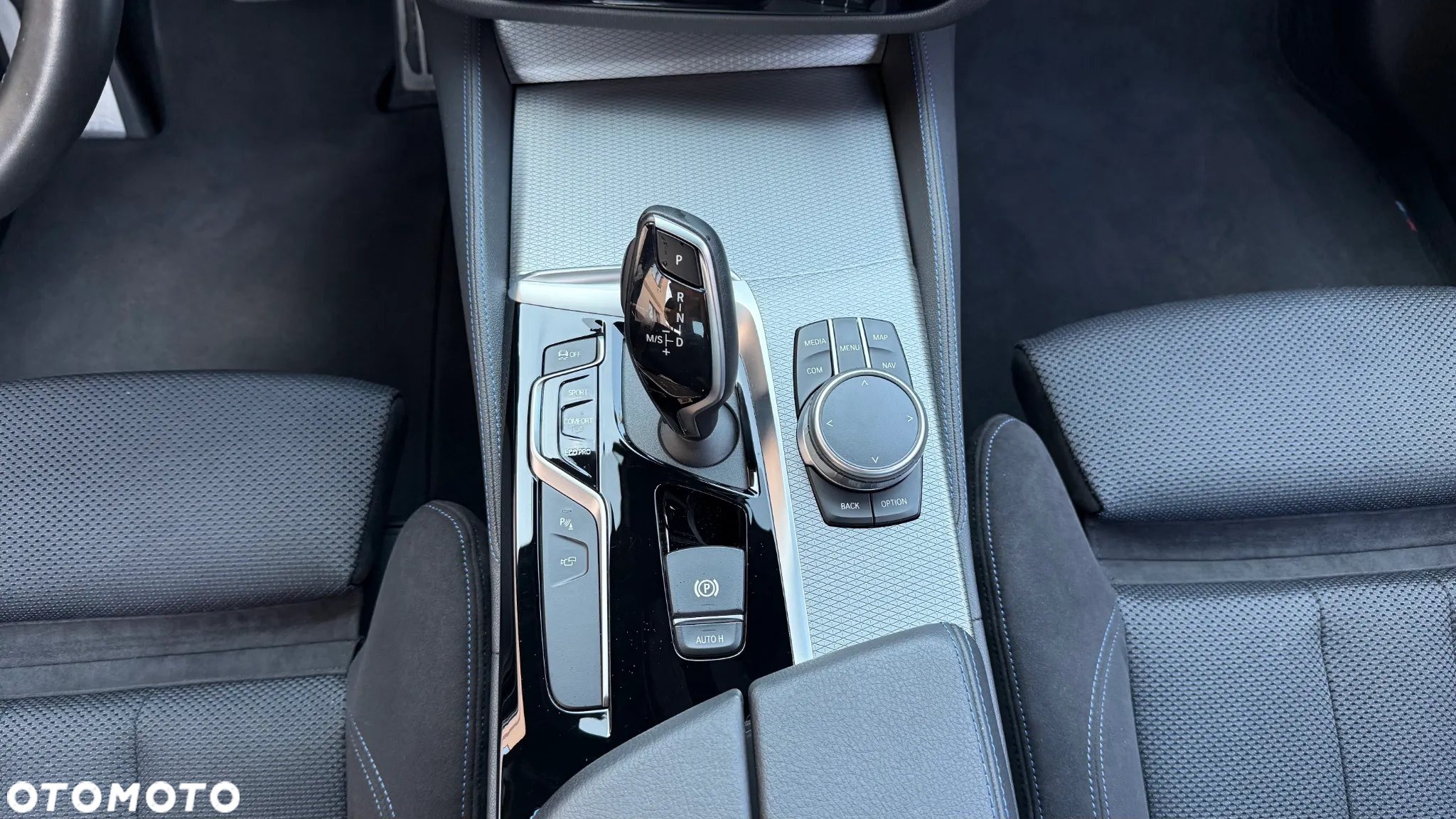 BMW Seria 5 520d xDrive M Sport sport - 21
