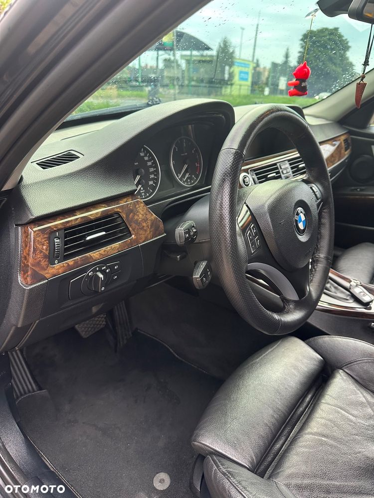 BMW Seria 3 - 12