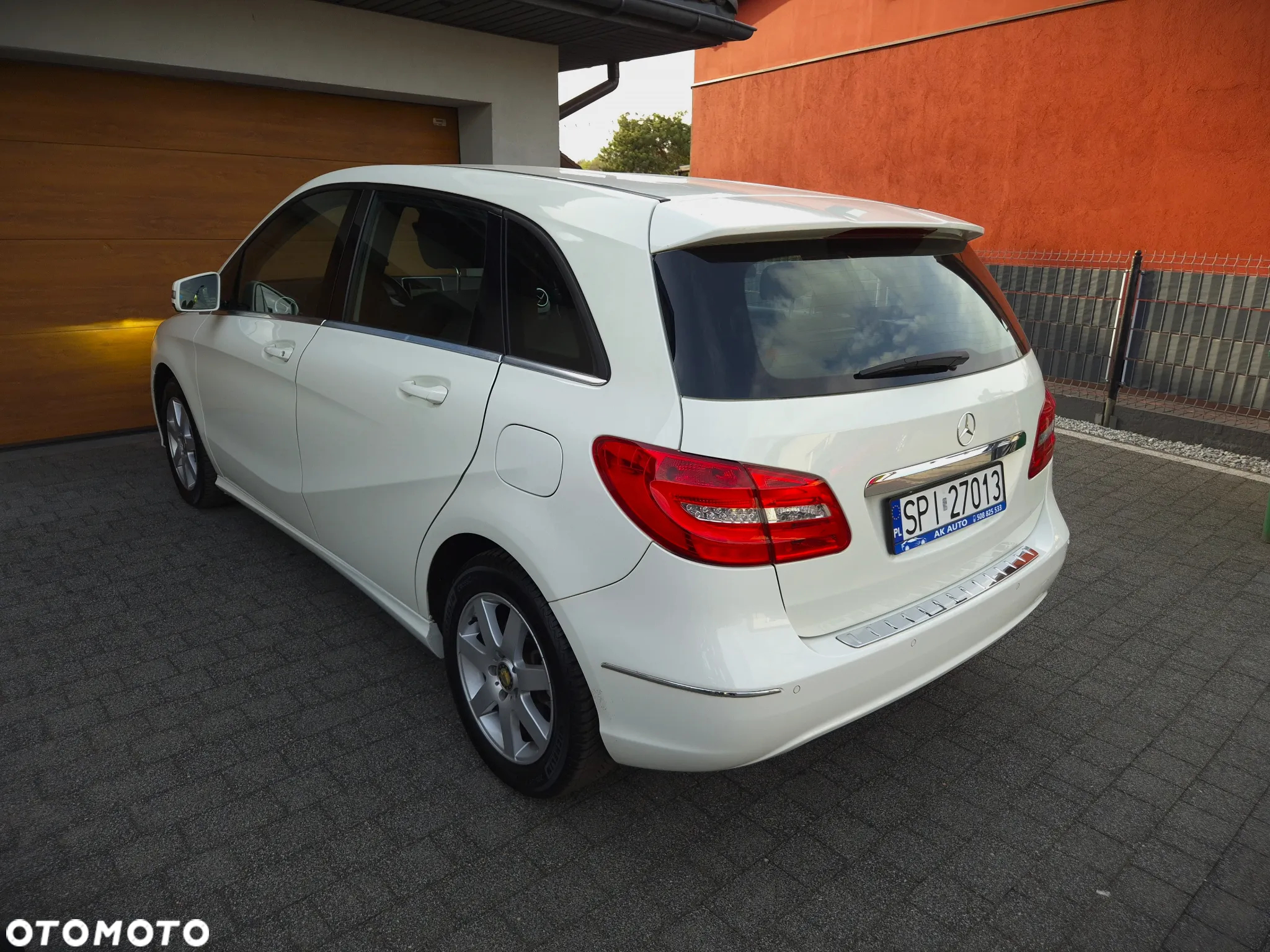 Mercedes-Benz Klasa B 200 BlueEFFICIENCY Edition 1 - 15