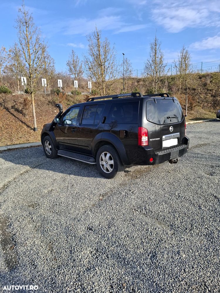Nissan Pathfinder 2.5 dCi Aut LE Plus - 3