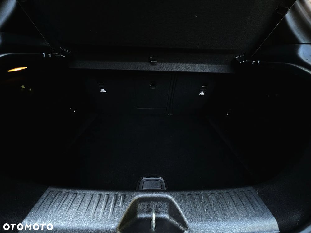 Mercedes-Benz Klasa A 200 StreetStyle - 33