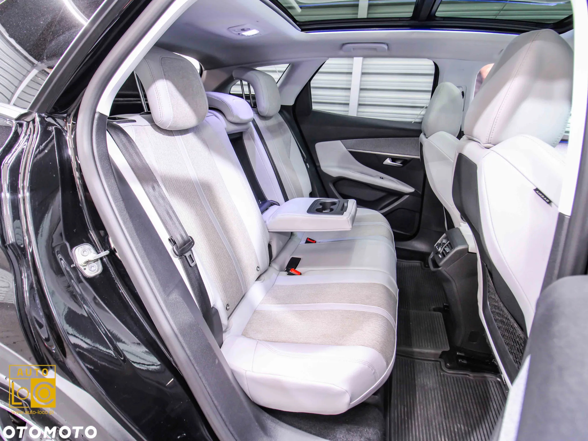 Peugeot 3008 1.2 PureTech Allure S&S - 11