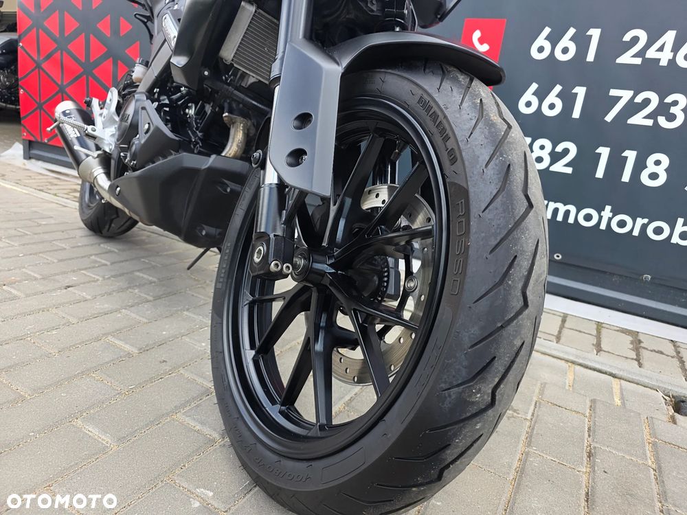Yamaha MT - 17