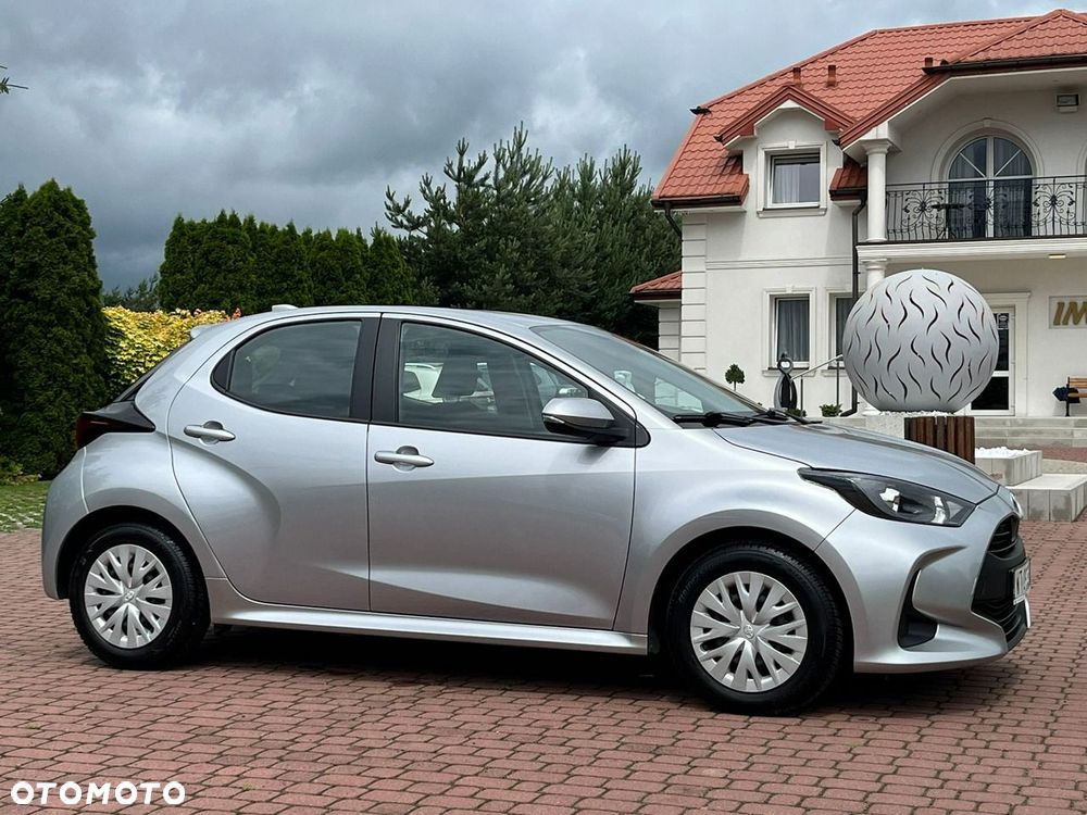 Toyota Yaris - 25