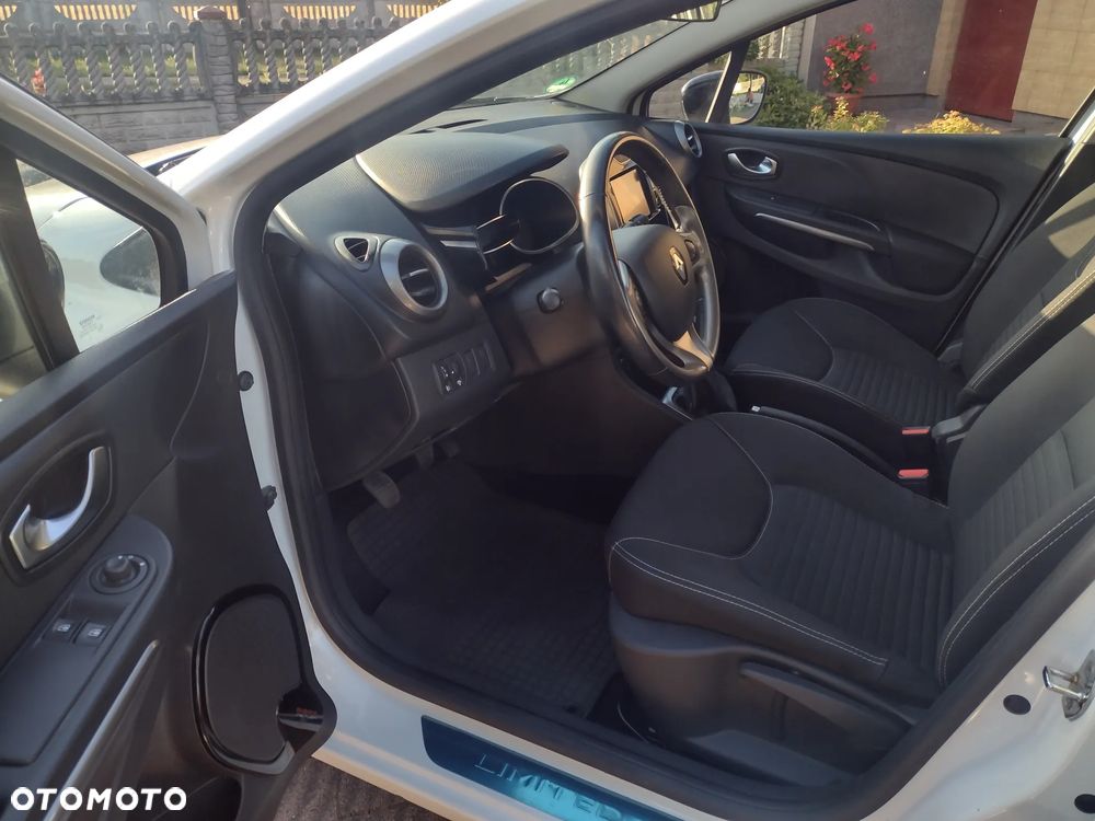 Renault Clio 1.2 16V 75 Limited - 7
