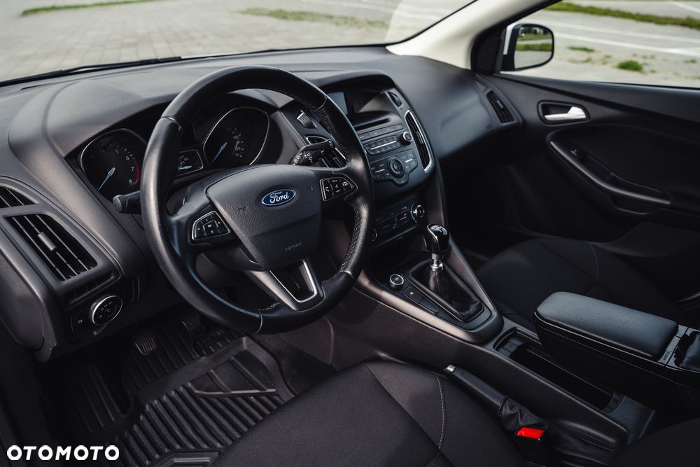 Ford Focus 1.0 EcoBoost Trend ASS - 13