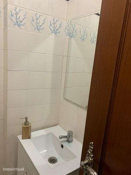 Aluga se apartamento T3 / quartos - Grande imagem: 3/11