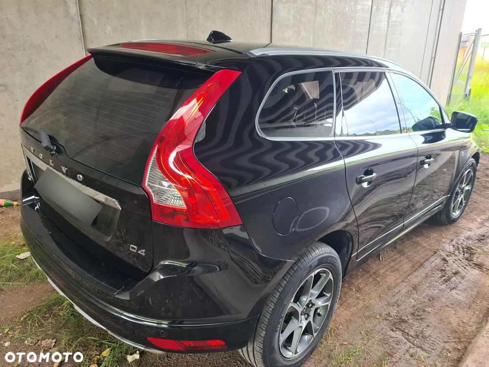 Volvo XC 60 D4 Drive-E Ocean Race - 8