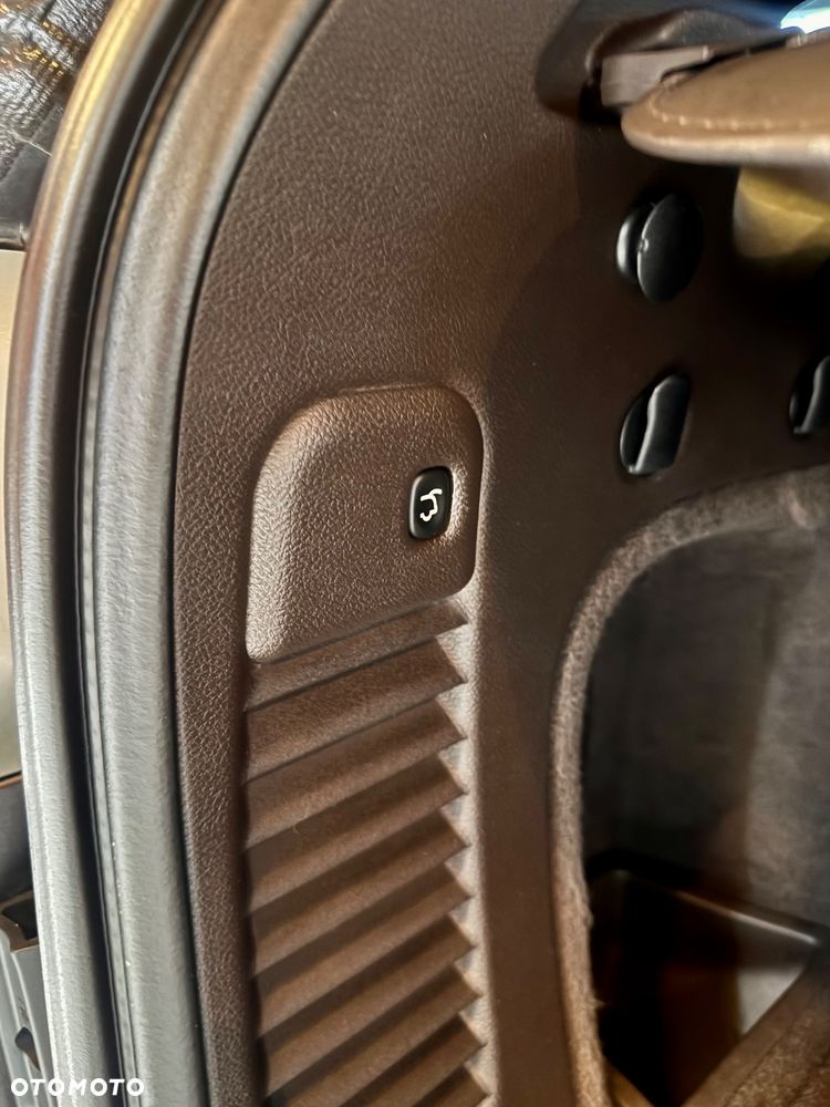 Jeep Grand Cherokee 5.7 V8 HEMI Summit - 39