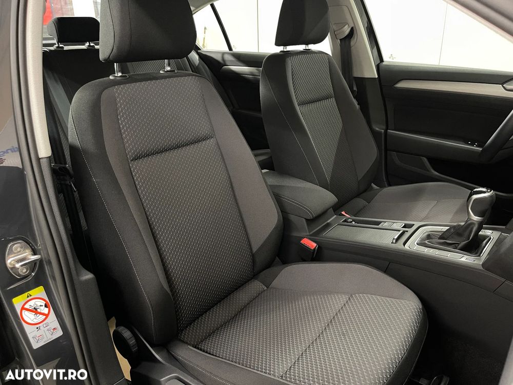 Volkswagen Passat 1.5 TSI ACT Advance - 10