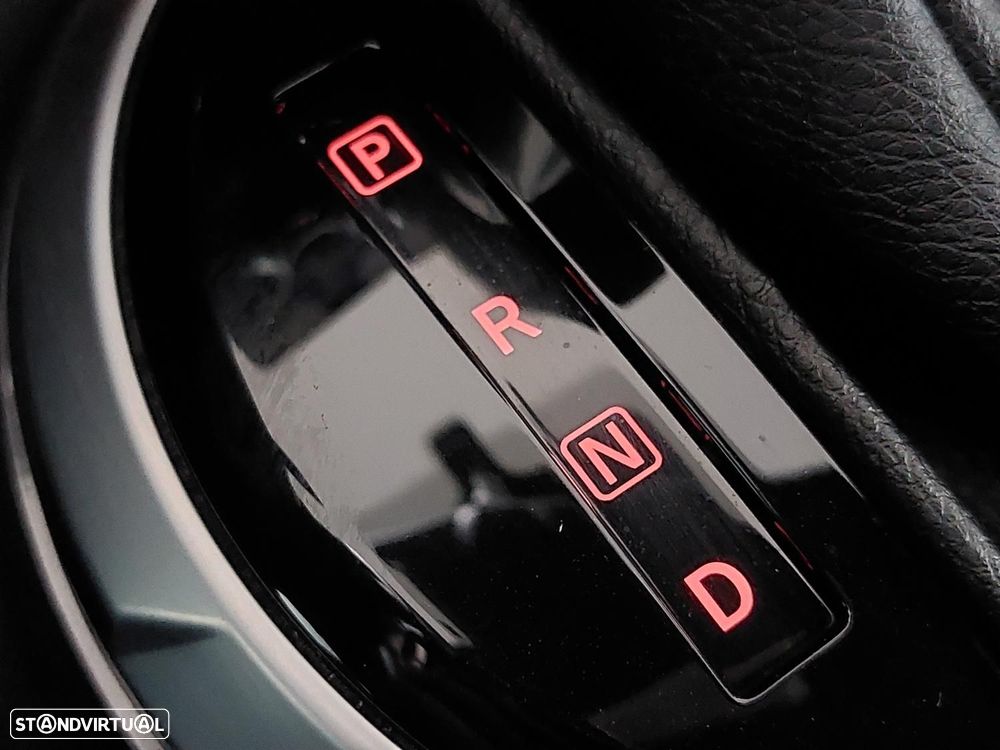 Nissan Juke 1.0 DIG-T N-Connecta DCT - 33